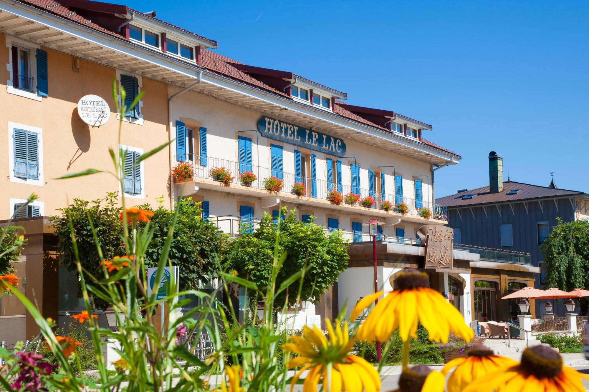 Hotel-Restaurant Le Lac Malbuisson Exterior foto
