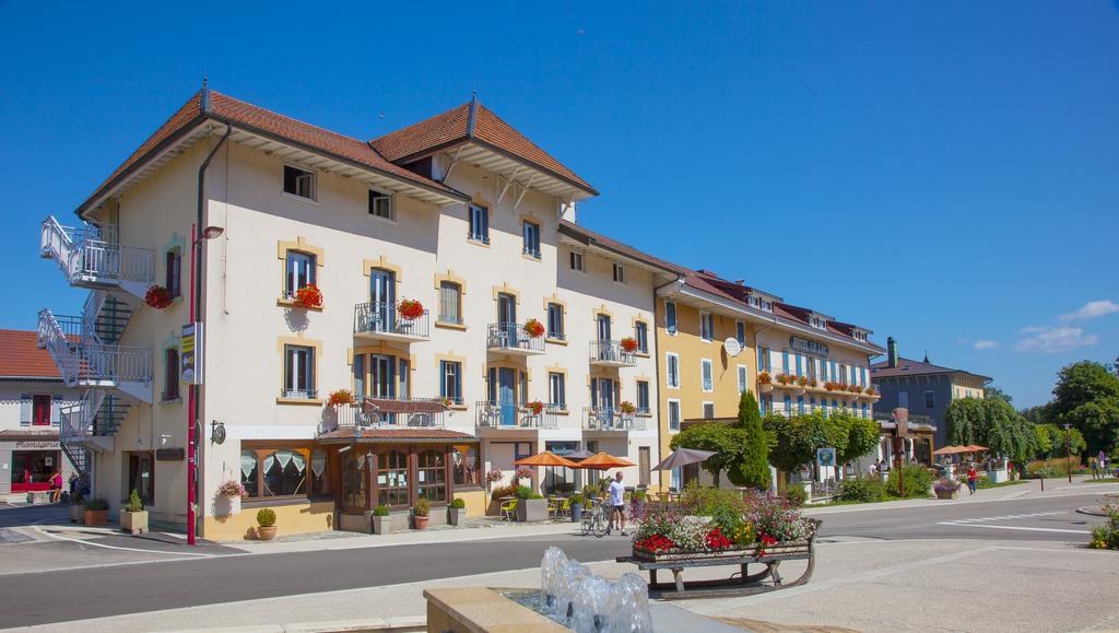 Hotel-Restaurant Le Lac Malbuisson Exterior foto